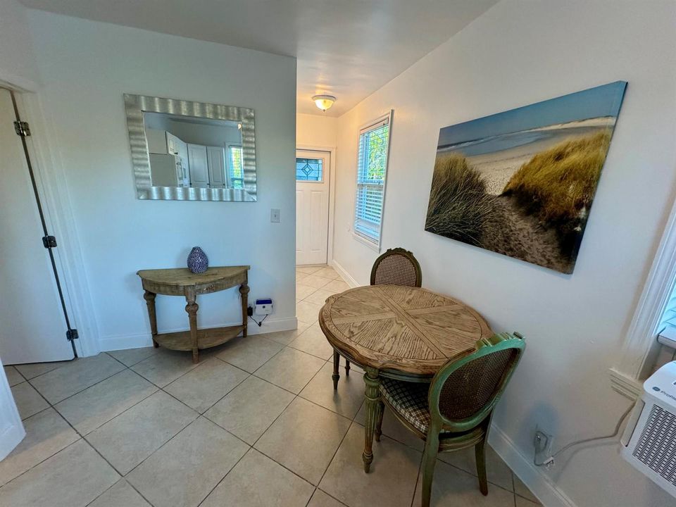 #6 Dining Room