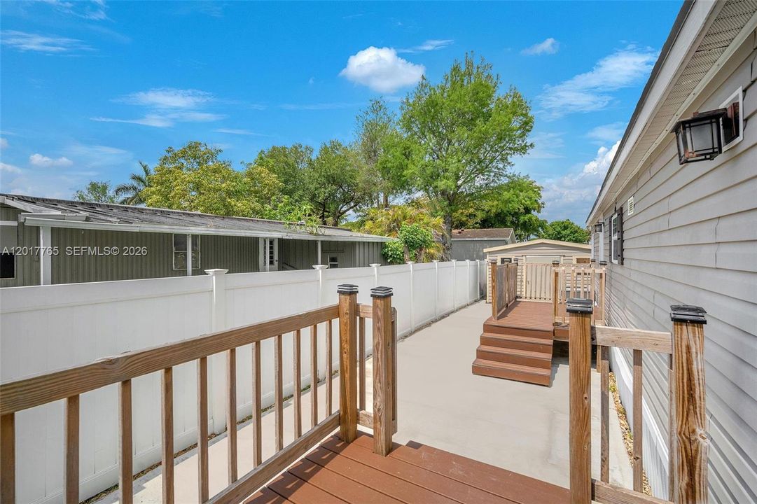 For Sale: $425,000 (4 beds, 2 baths, 1581 Square Feet)