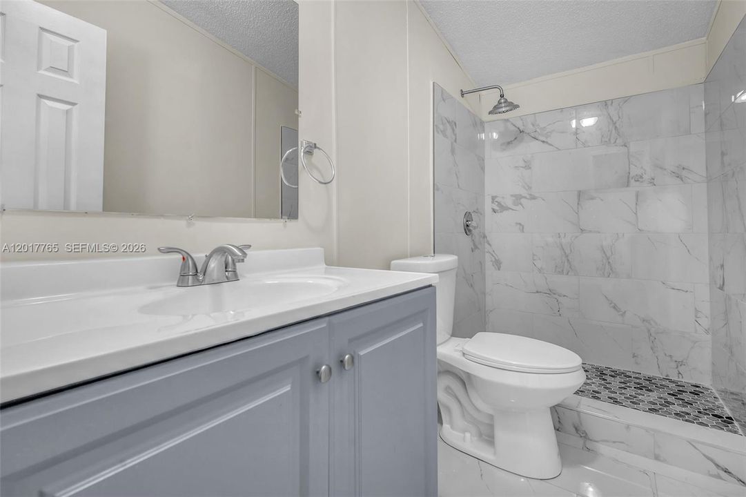 For Sale: $425,000 (4 beds, 2 baths, 1581 Square Feet)