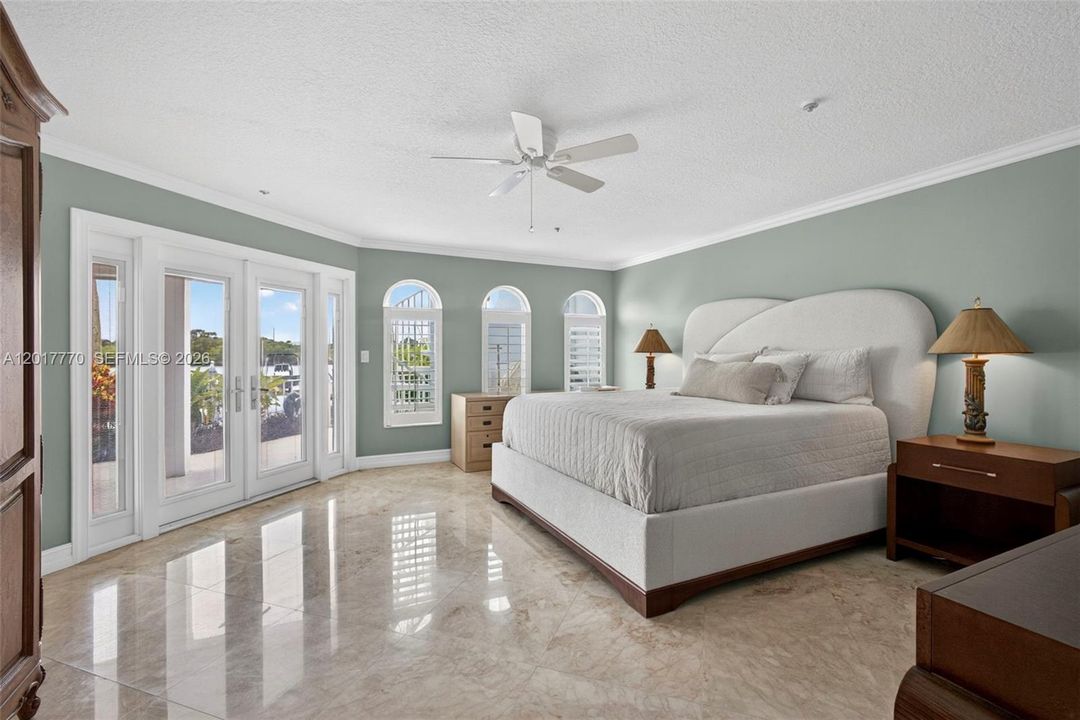 For Sale: $3,950,000 (3 beds, 3 baths, 3123 Square Feet)