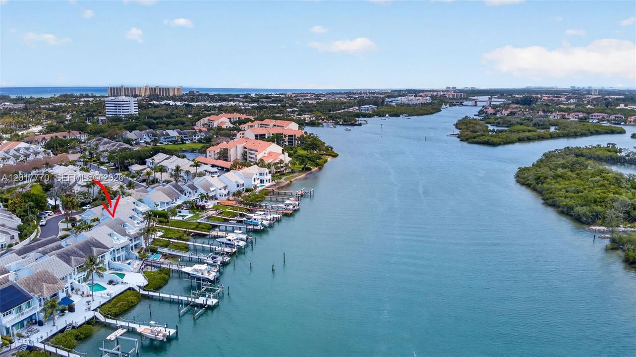 For Sale: $3,950,000 (3 beds, 3 baths, 3123 Square Feet)