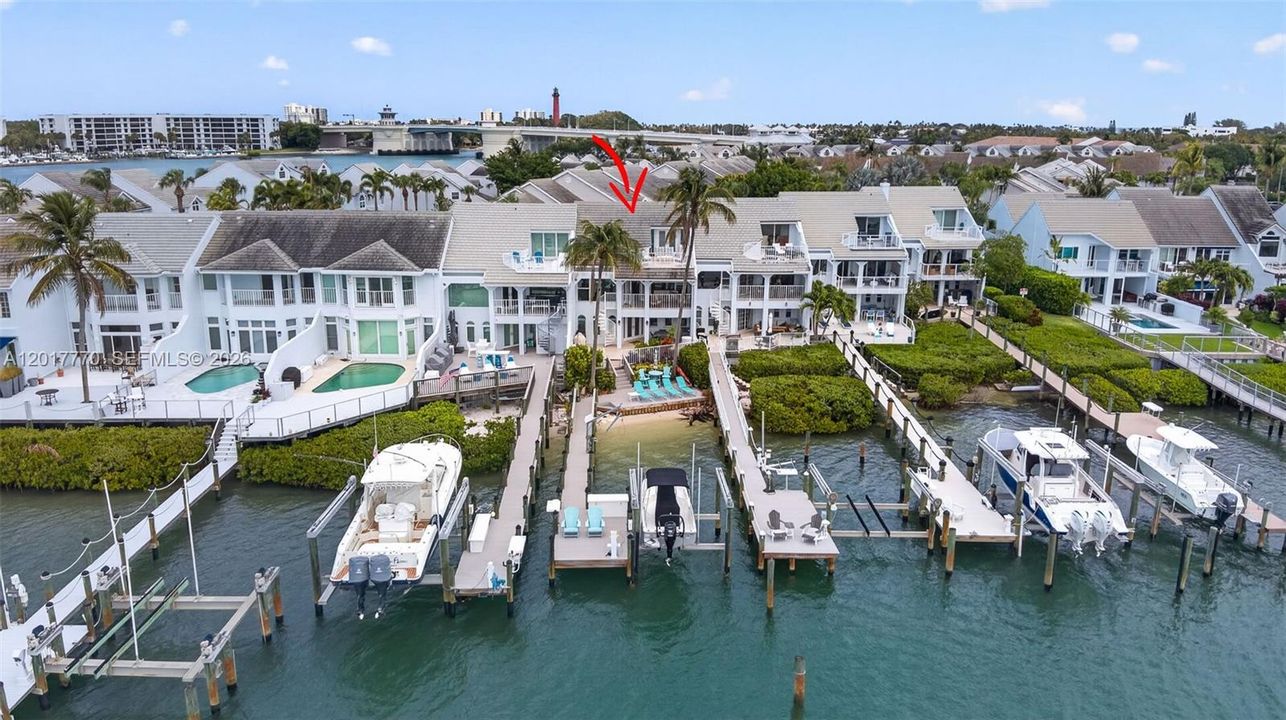 For Sale: $3,950,000 (3 beds, 3 baths, 3123 Square Feet)