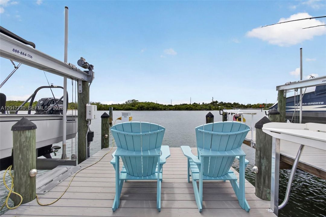 For Sale: $3,950,000 (3 beds, 3 baths, 3123 Square Feet)