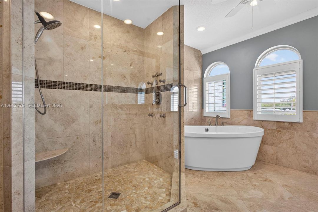For Sale: $3,950,000 (3 beds, 3 baths, 3123 Square Feet)