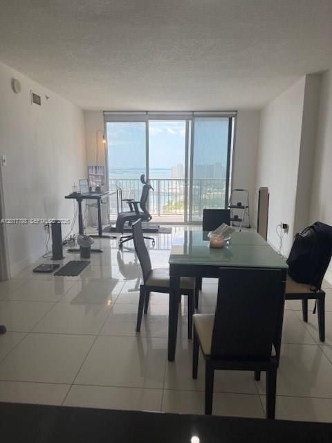En Venta: $325,000 (1 camas, 1 baños, 821 Pies cuadrados)