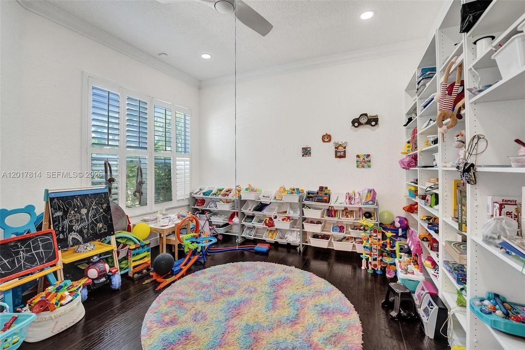 Bedroom/Game Room