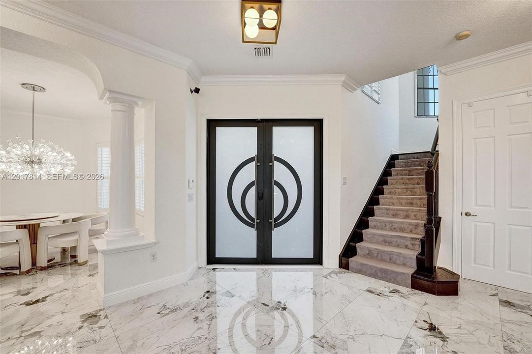 For Sale: $1,690,000 (6 beds, 4 baths, 4264 Square Feet)