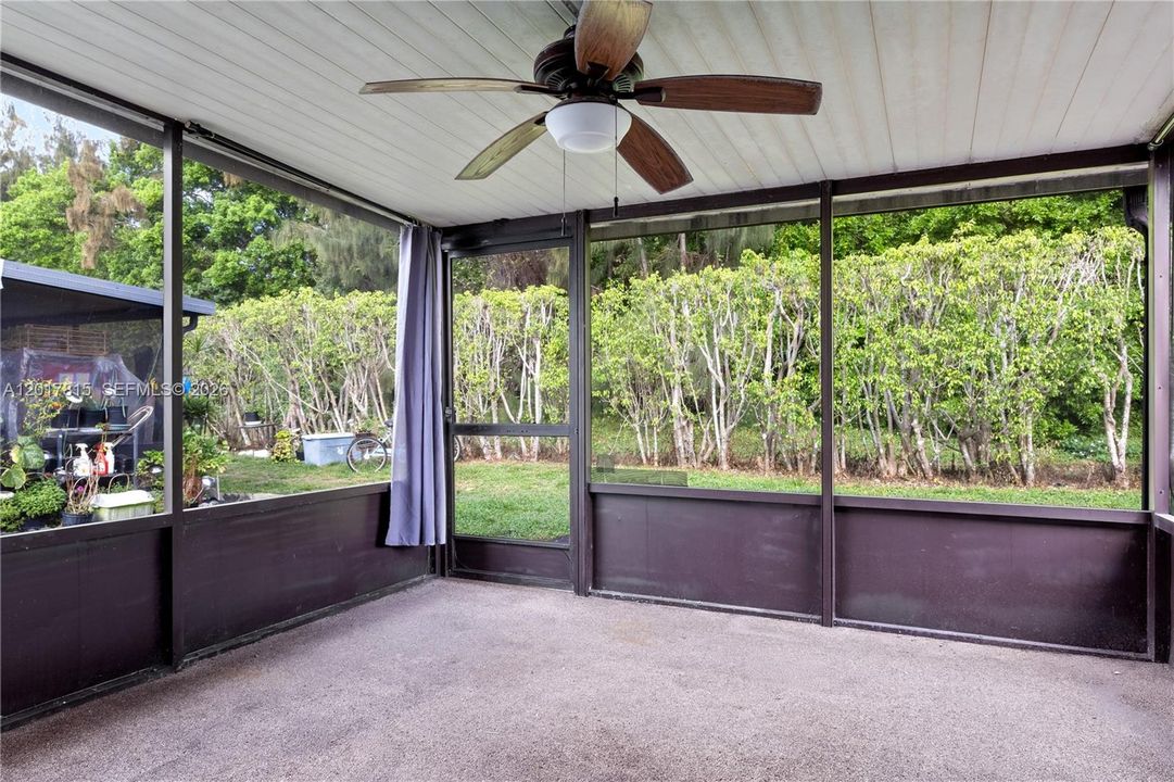 Screened Back Patio