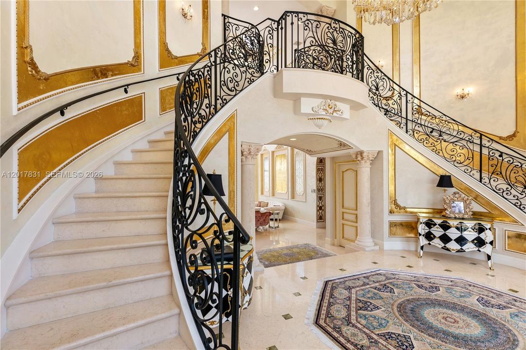 For Sale: $6,995,000 (8 beds, 8 baths, 10285 Square Feet)