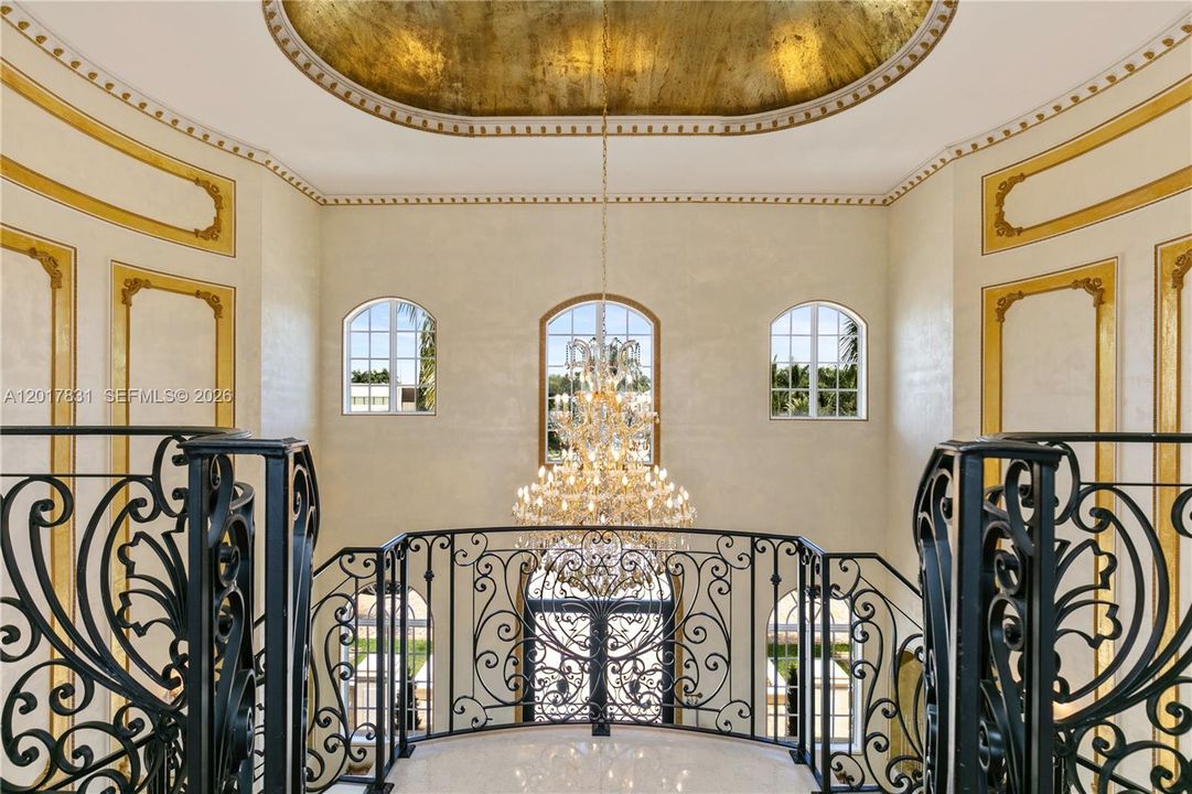For Sale: $6,995,000 (8 beds, 8 baths, 10285 Square Feet)