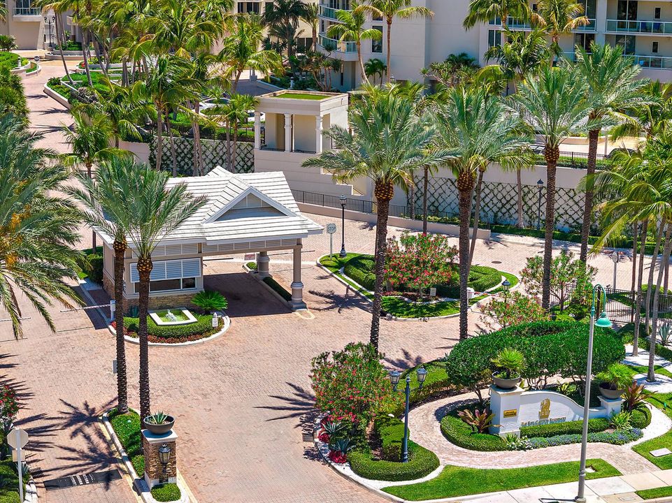 The Ritz Carlton Resideences