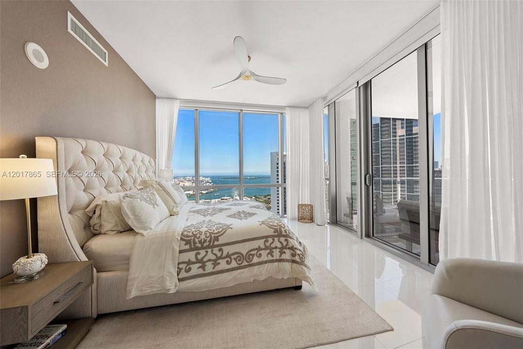 For Sale: $1,675,000 (3 beds, 4 baths, 2188 Square Feet)