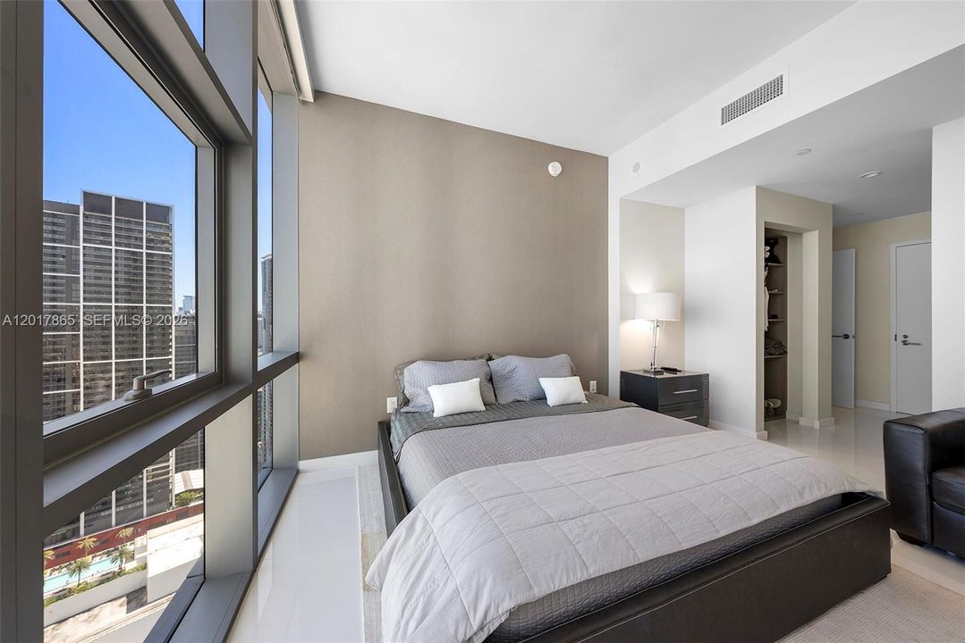 For Sale: $1,675,000 (3 beds, 4 baths, 2188 Square Feet)
