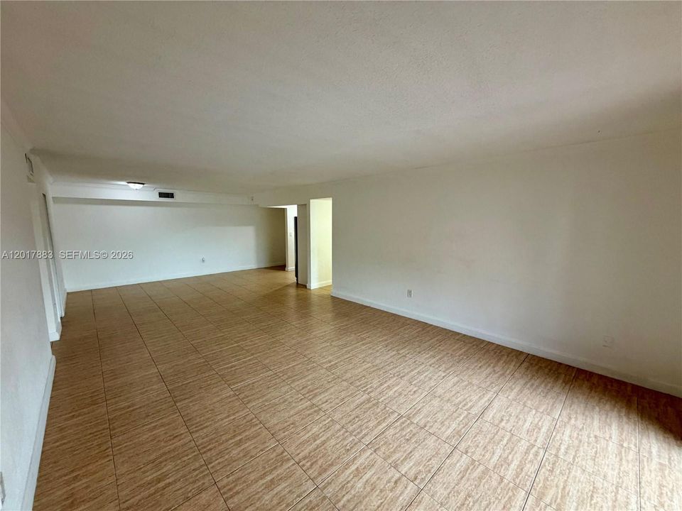 На продажу: $279,000 (2 спален, 2 ванн, 1262 Квадратных фут)