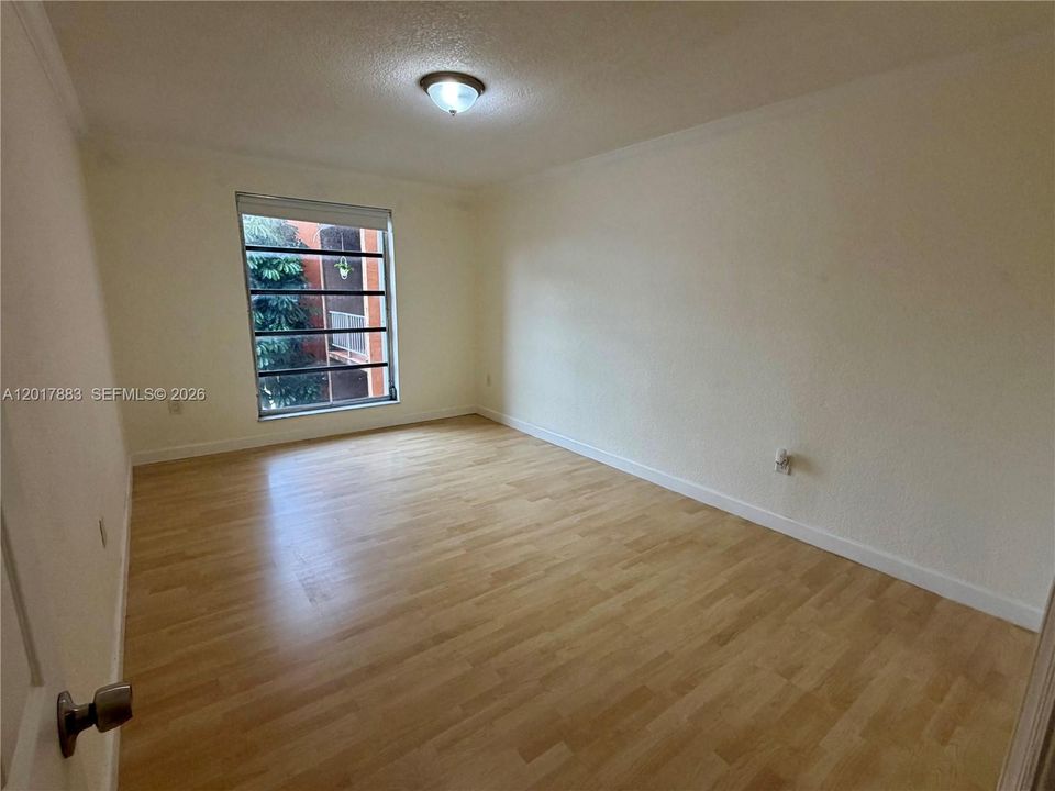 На продажу: $279,000 (2 спален, 2 ванн, 1262 Квадратных фут)