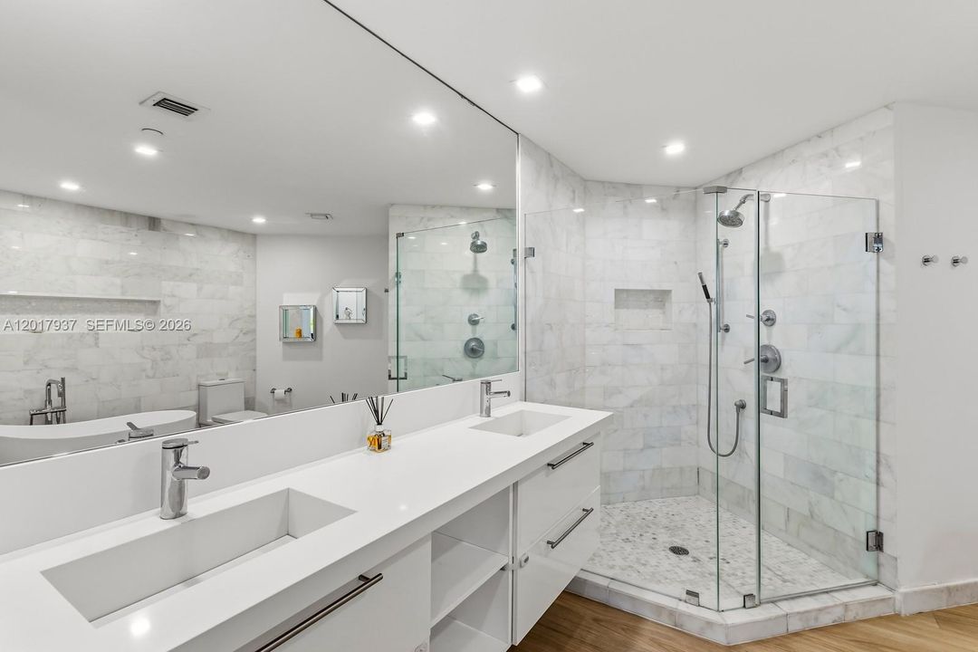 Activo con contrato: $1,270,000 (2 camas, 2 baños, 1650 Pies cuadrados)