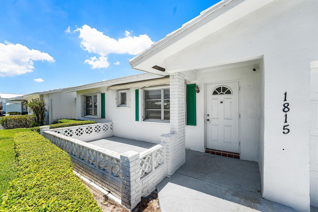004-1815SouthwestCongressBoulevard-Boynt