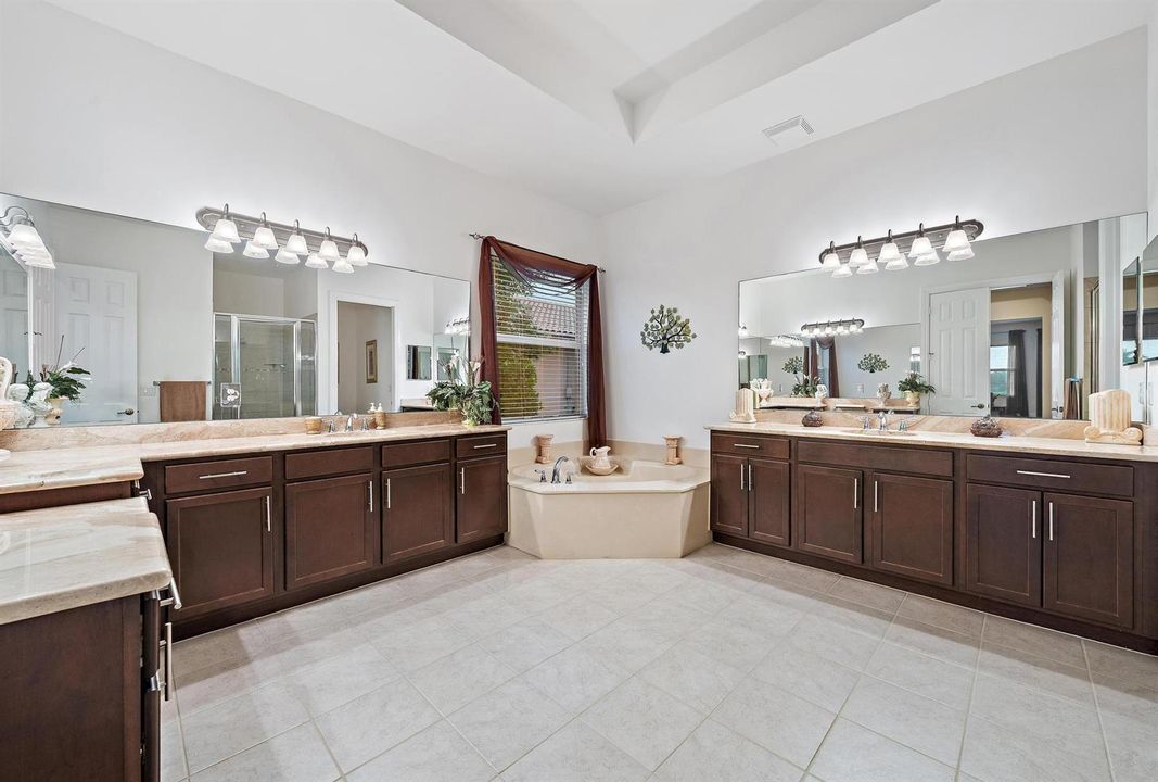 11109 Rockledge View Drive