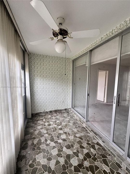 En Venta: $79,900 (2 camas, 2 baños, 880 Pies cuadrados)