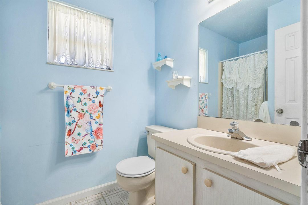 020-5ViaDeCasasNorte-BoyntonBeach-FL-33