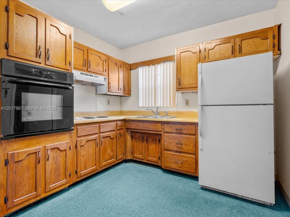 Activo con contrato: $449,000 (2 camas, 1 baños, 1426 Pies cuadrados)