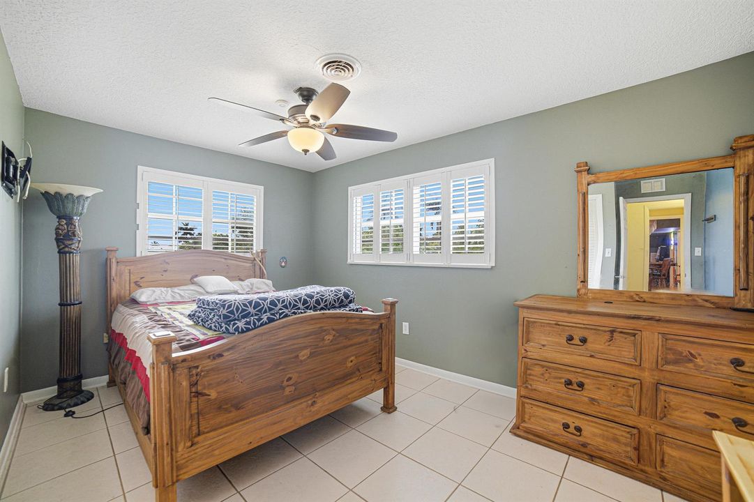 Bedroom2