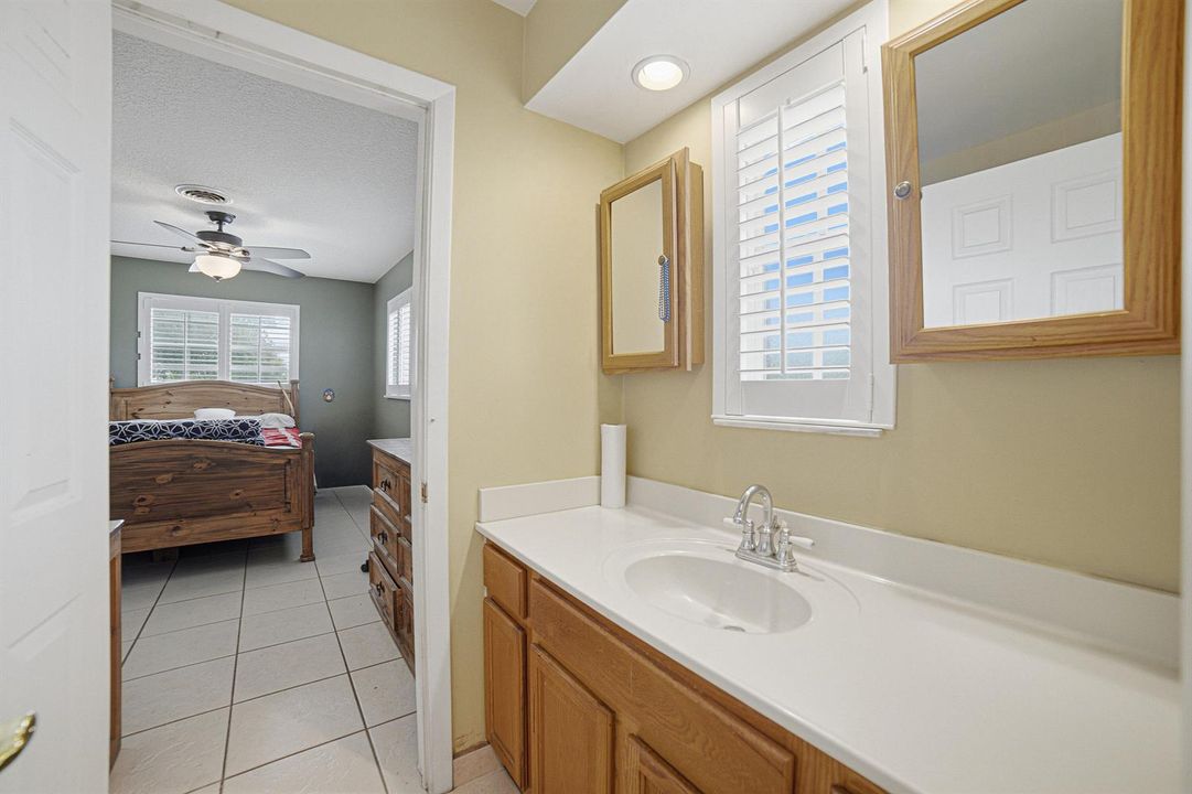 Bathroom1