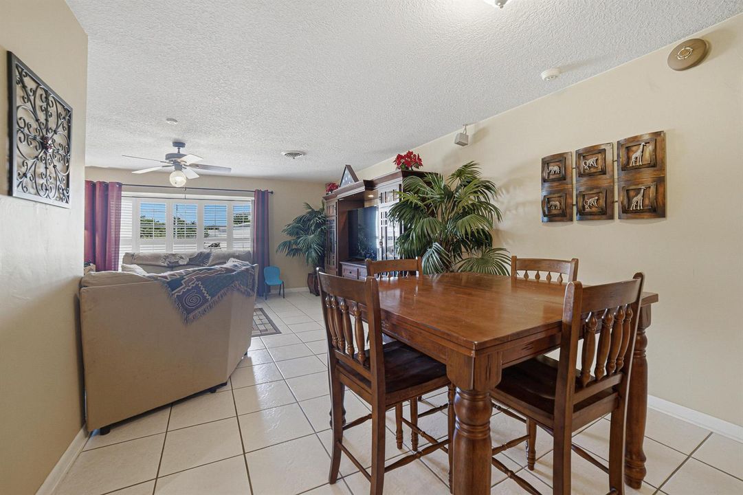 Dining Area-Livingroom