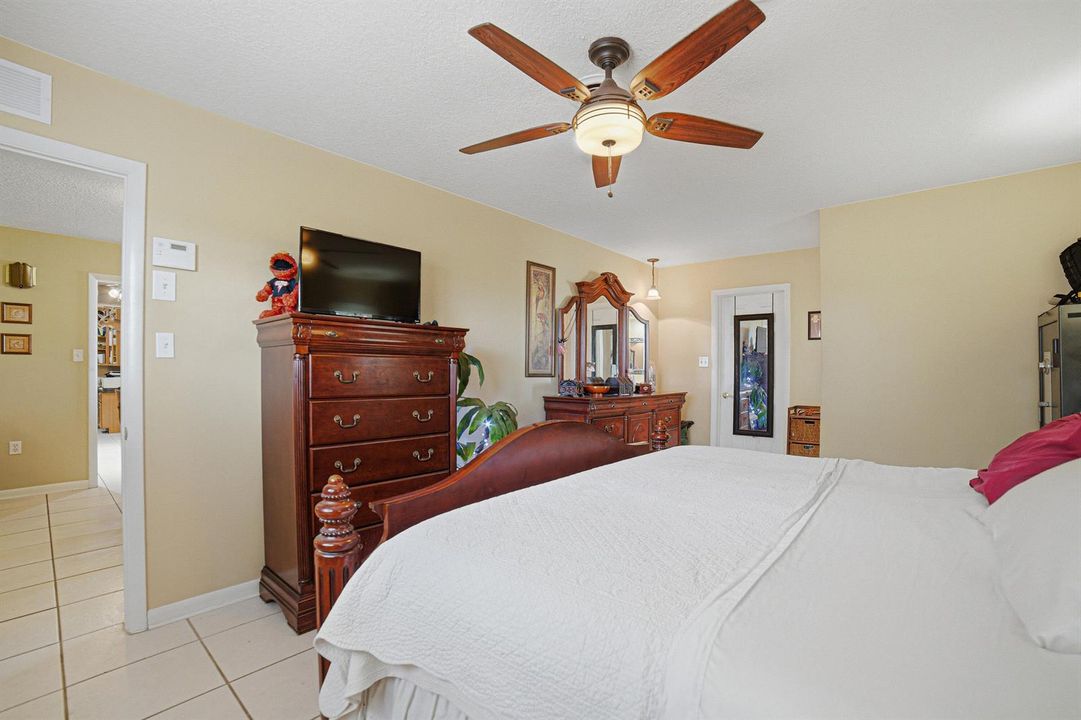 Bedroom5-B