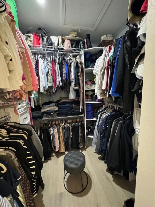 В аренду: $3,950 (3 спален, 3 ванн, 2206 Квадратных фут)