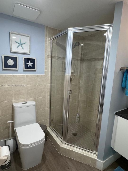 В аренду: $3,950 (3 спален, 3 ванн, 2206 Квадратных фут)