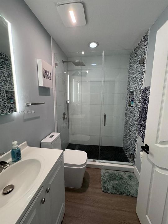 В аренду: $3,950 (3 спален, 3 ванн, 2206 Квадратных фут)