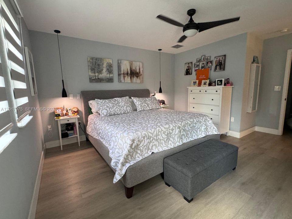 В аренду: $3,950 (3 спален, 3 ванн, 2206 Квадратных фут)