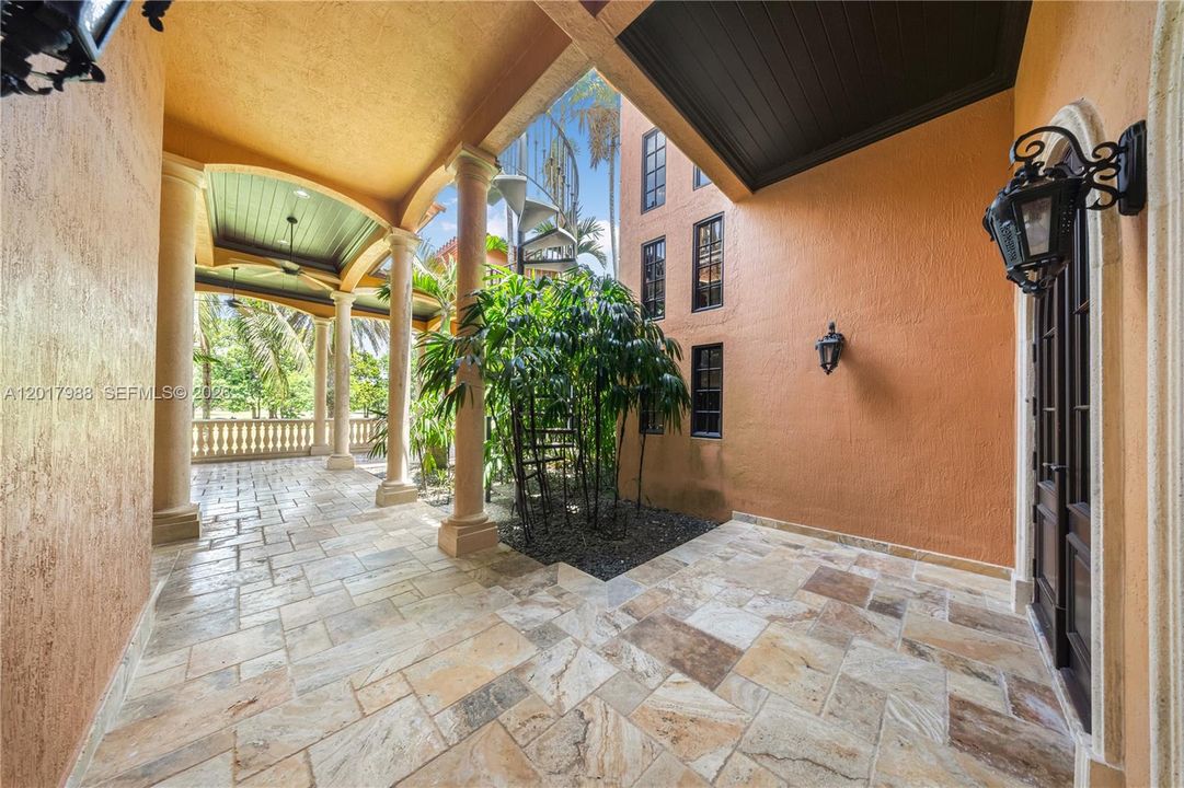 En Venta: $6,999,000 (6 camas, 5 baños, 11907 Pies cuadrados)