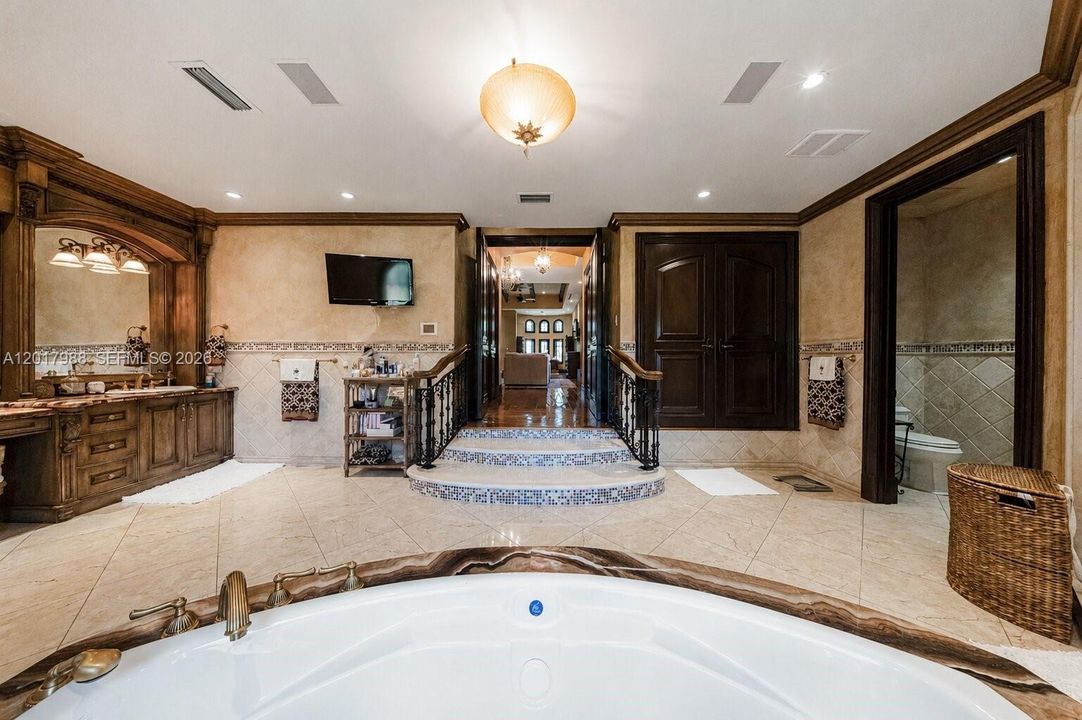 En Venta: $6,999,000 (6 camas, 5 baños, 11907 Pies cuadrados)