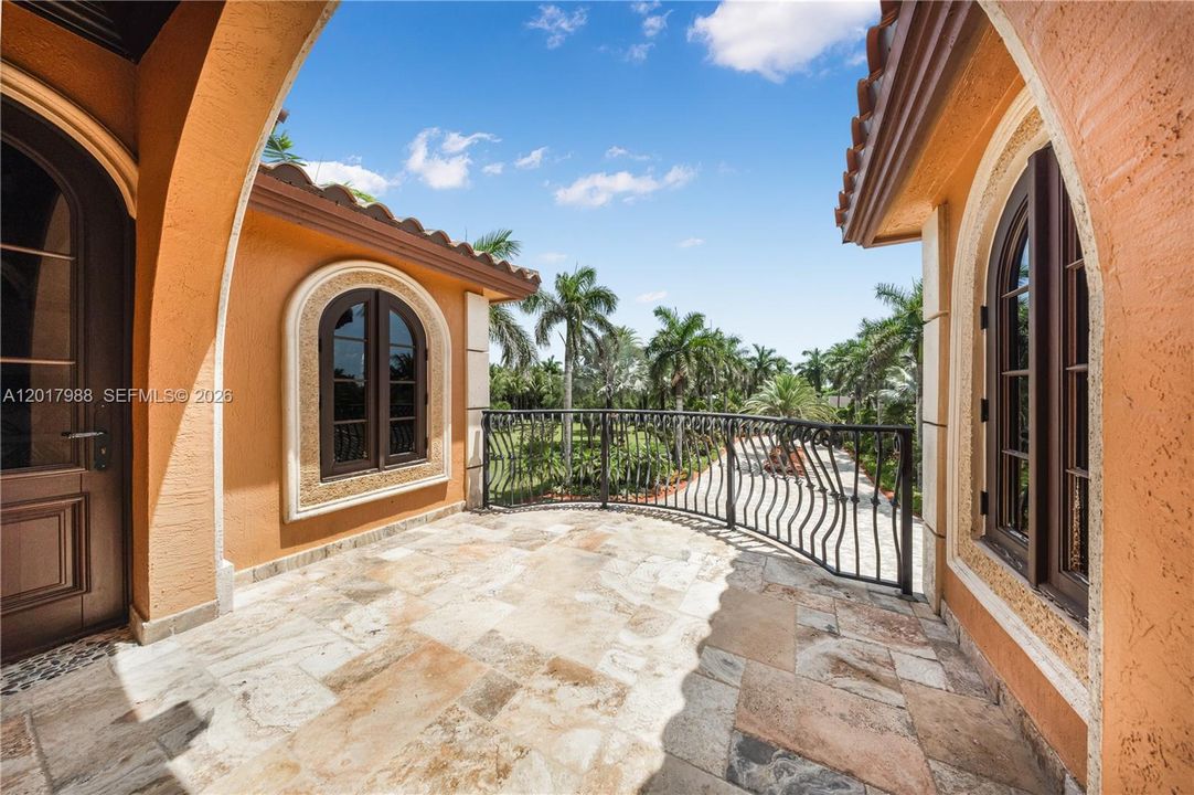 En Venta: $6,999,000 (6 camas, 5 baños, 11907 Pies cuadrados)