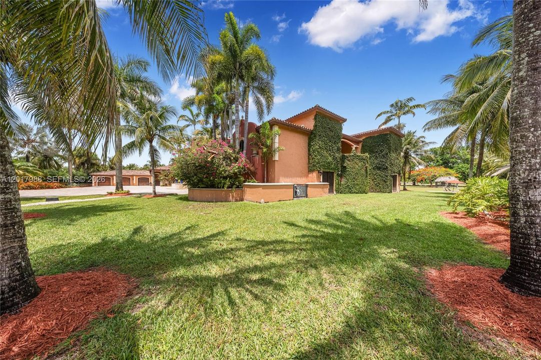 En Venta: $6,999,000 (6 camas, 5 baños, 11907 Pies cuadrados)