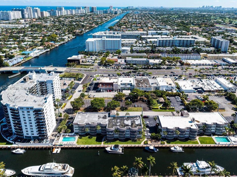 En Venta: $375,000 (2 camas, 2 baños, 1300 Pies cuadrados)