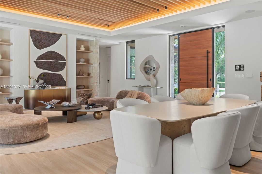 For Sale: $4,800,000 (5 beds, 6 baths, 4618 Square Feet)