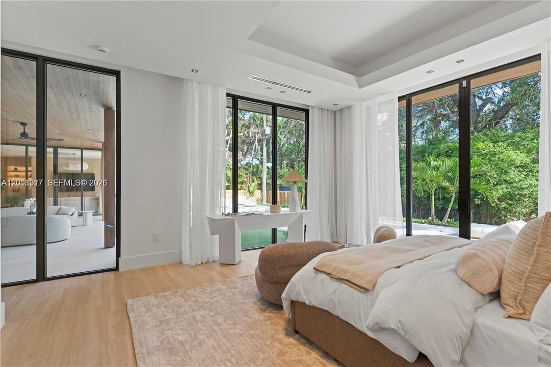 For Sale: $4,800,000 (5 beds, 6 baths, 4618 Square Feet)