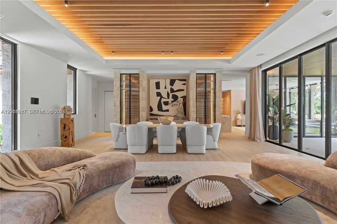 For Sale: $4,800,000 (5 beds, 6 baths, 4618 Square Feet)