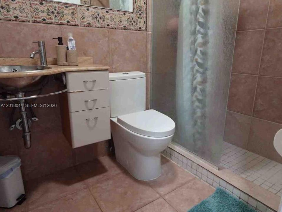 На продажу: $1,295,000 (5 спален, 4 ванн, 2698 Квадратных фут)