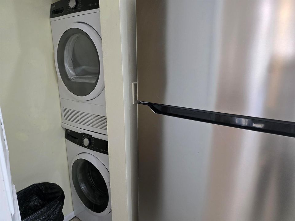 WASHER & DRYER