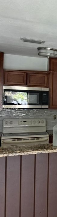 На продажу: $1,018,000 (3 спален, 2 ванн, 1705 Квадратных фут)
