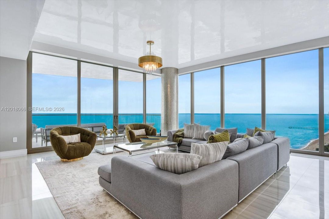 For Sale: $10,900,000 (5 beds, 7 baths, 3803 Square Feet)