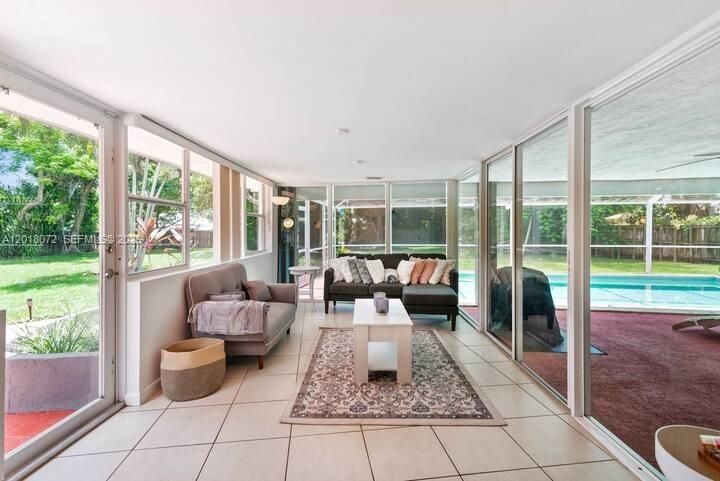 For Sale: $1,600,000 (3 beds, 2 baths, 2043 Square Feet)