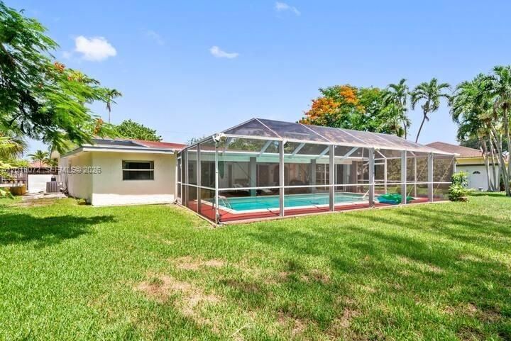 For Sale: $1,600,000 (3 beds, 2 baths, 2043 Square Feet)