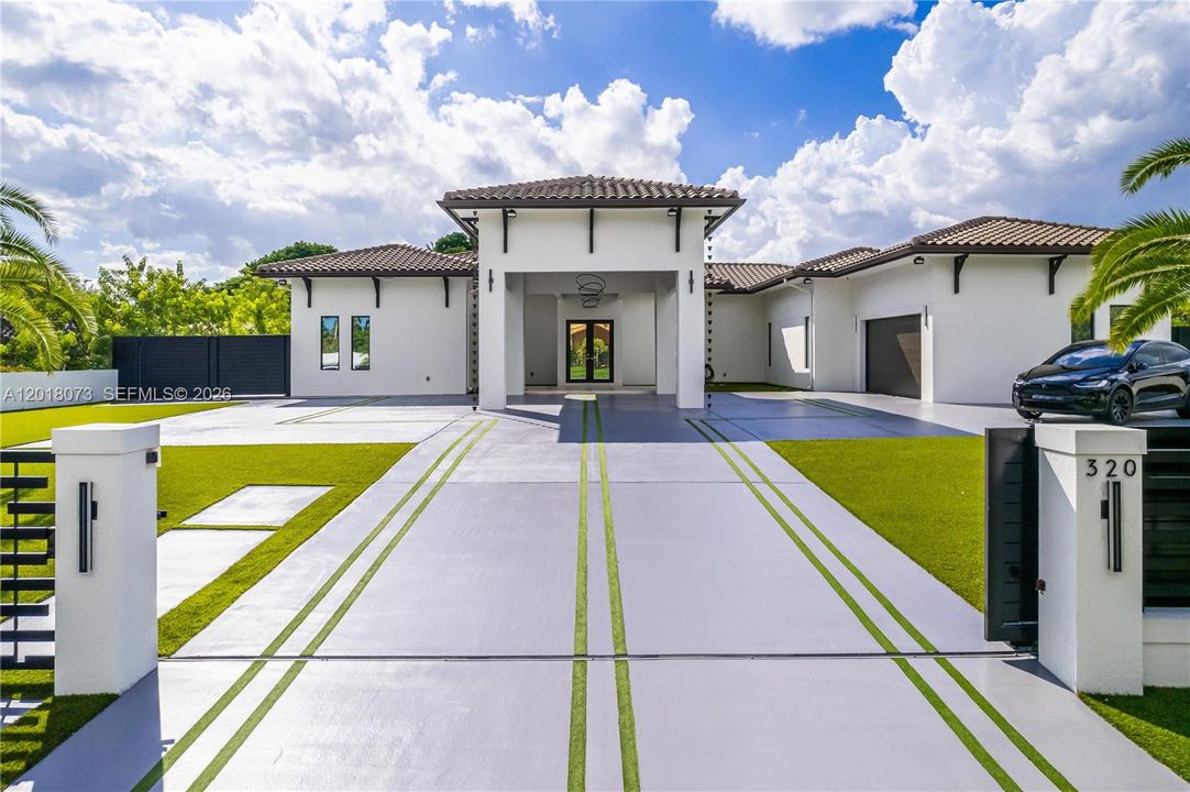 En Venta: $3,250,000 (5 camas, 6 baños, 3919 Pies cuadrados)