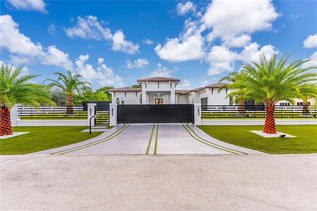 En Venta: $3,250,000 (5 camas, 6 baños, 3919 Pies cuadrados)