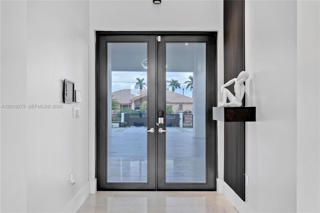 En Venta: $3,250,000 (5 camas, 6 baños, 3919 Pies cuadrados)